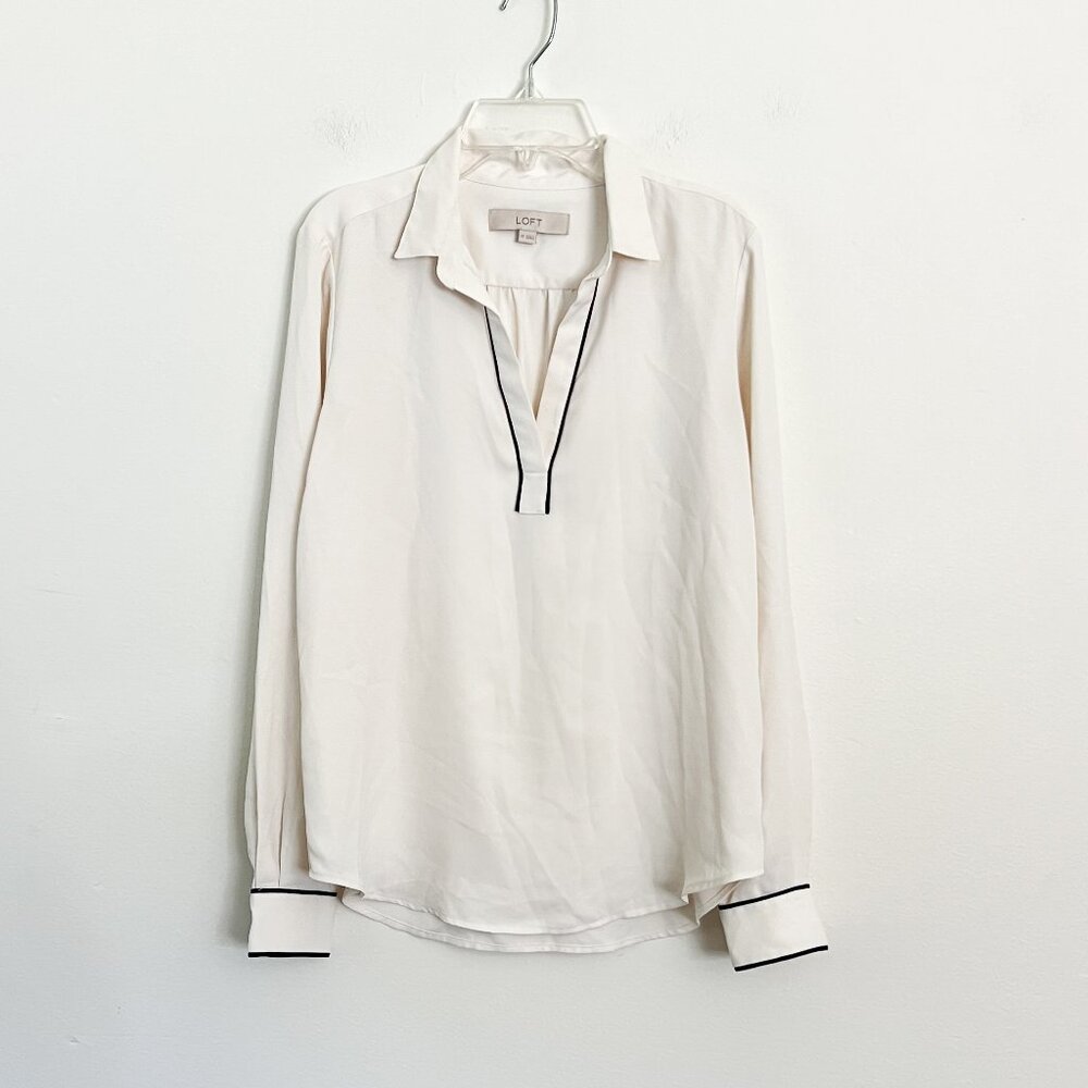 LOFT // Ivory Collared Long Sleeve Blouse with Black Trim XS
